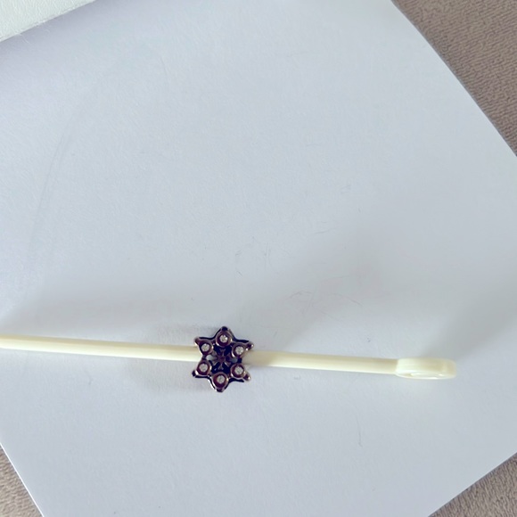 Snowflake bead - Picture 1 of 2